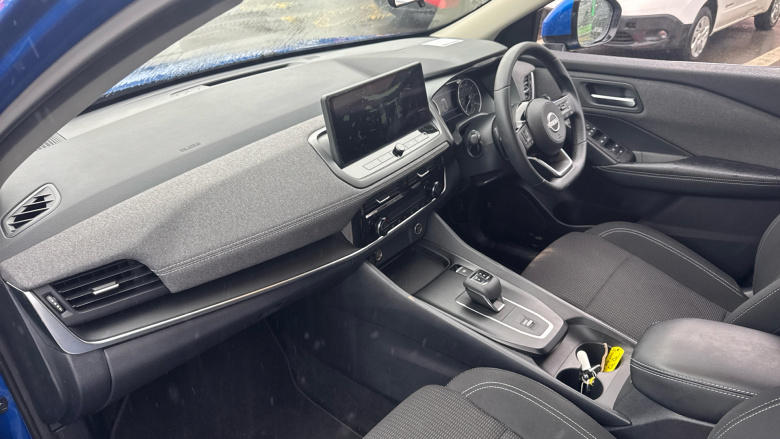 Nissan Qashqai 1.3 DiG-T MH 158 Acenta Premium 5dr Xtronic Petrol Hatchback